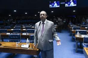 Relator apresenta parecer favorável ao fim da escala 6x1
