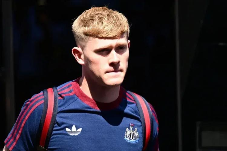 Newcastle United players with staggered return for pre-season in three groups, these were Monday arrivals
