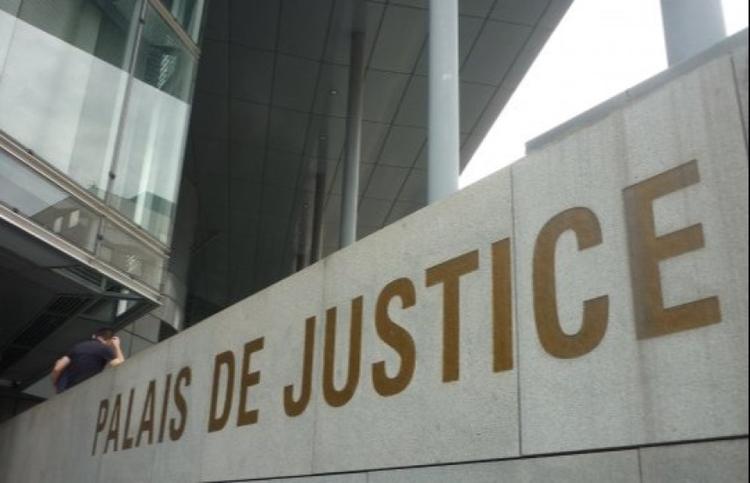 Trois personnes dont une femme de 19 ans jugées pour proxénétisme au tribunal de Grenoble,