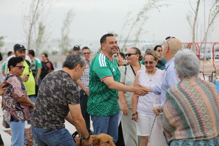 Entrega Presidente Municipal Cruz Pérez Cuéllar primer parque sensorial e interactivo de Chihuahua