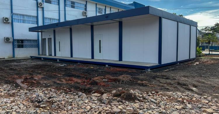 Expansão na Educação: escola Governador Ivo Silveira recebe salas modulares em Balneário Camboriú
