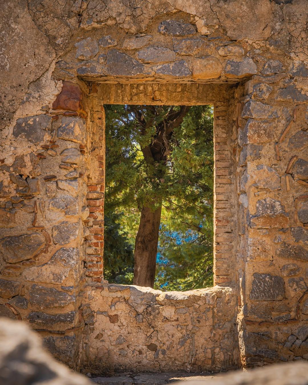 Il Tempio di Diana, tra pietre e silenzio, è uno dei luoghi più antichi della città ✨ #visitcefalu