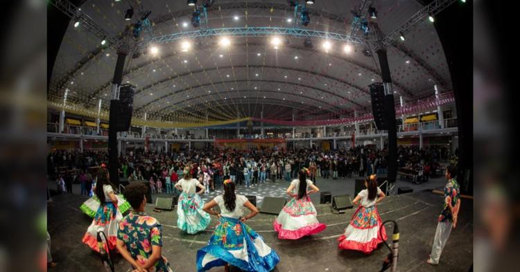 Acarajé, tacacá e muito forró: Festa das Tradições Brasileiras espera receber 100 mil pessoas em Itajaí