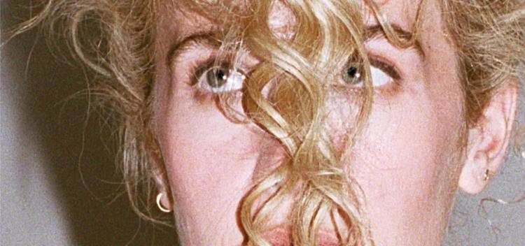 Blondshell, Violins