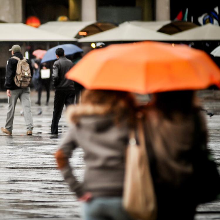 La pioggia torna a rinfrescare l'Italia, ma nel weekend si rialzano le temperature