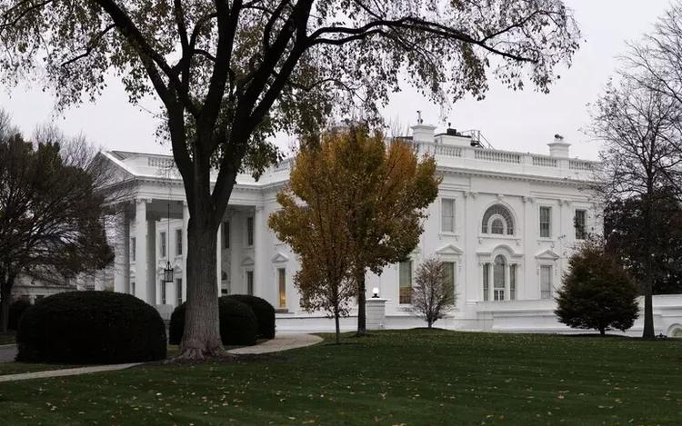 Spari vicino alla Casa Bianca, Secret Service ha colpito l'aggressore