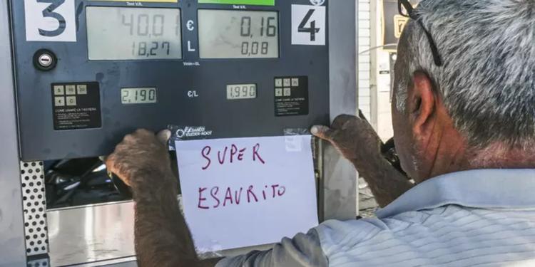 Stop allo sconto per il gasolio, poi accise mobili. Il caro-carburanti in 6 mesi è costato 4,7 miliardi agli automobilisti