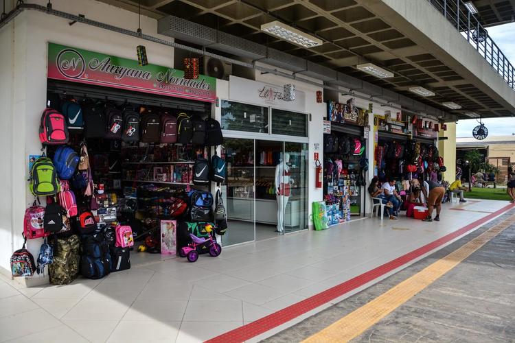 Menos da metade dos consumidores planeja dar presentes de Dia dos Pais em Rio Branco