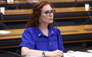 Justiça italiana anula decisão que autorizava extradição de Carla Zambelli e determina nova análise