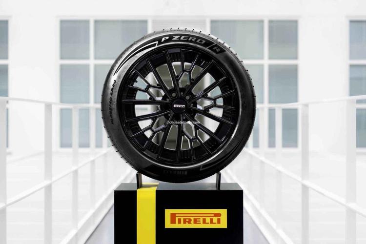 PIRELLI P ZERO R Y P ZERO TROFEO RS LLEGAN AL MERCADO DE RECAMBIO CON UNA COMPLETA GAMA DE NEUMÁTICOS DE ULTRA ALTAS PRESTACIONES