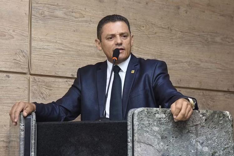 Galego de Lajes é eleito presidente da Câmara de Caruaru; veja composição da Mesa Diretora
