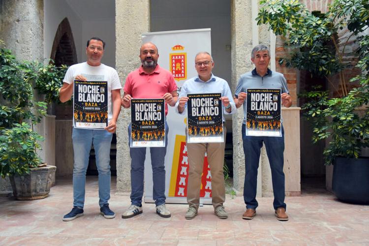 Baza promociona su comercio con una nueva edición, el lunes 3 de agosto, de la Noche en Blanco