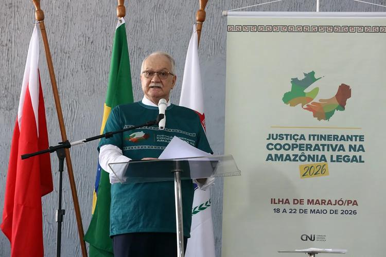 ‘Devemos pedir licença e escutar’: ministro Edson Fachin fala sobre mutirão do CNJ com 12 mil atendimentos no Marajó