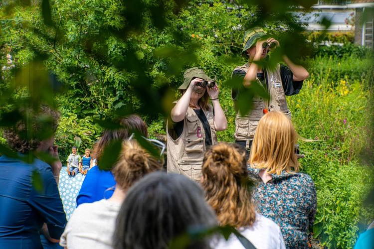 Gezellig festival in eigen wijk Gluren bij de Buren keert binnenkort terug