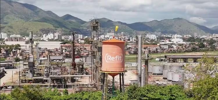 Justiça decreta falência da Refit de Manguinhos