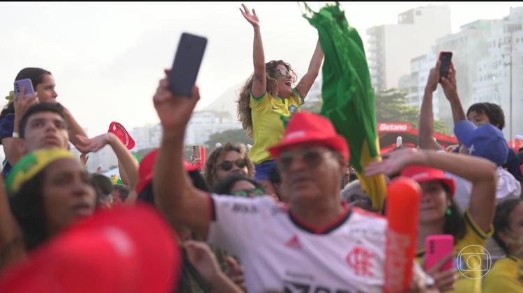 No Brasil, comemoração pela vitória sobre o Japão na Copa ultrapassa fronteiras