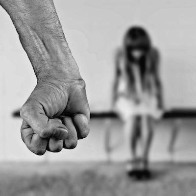 Violences sexistes et sexuelles : une loi intégrale, des obligations pour les employeurs
