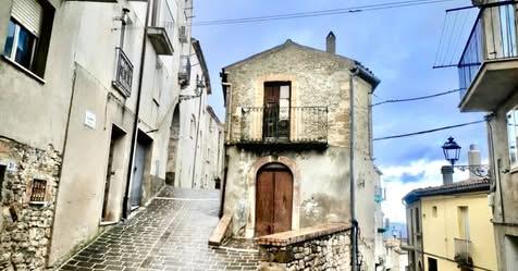 PALMOLI, 21 e 22 marzo 2026 🌸Giornate FAI di Primavera🌺  🌷Ecco il quinto dei sei percorsi culturali: 5. A CAPABBALLE:...