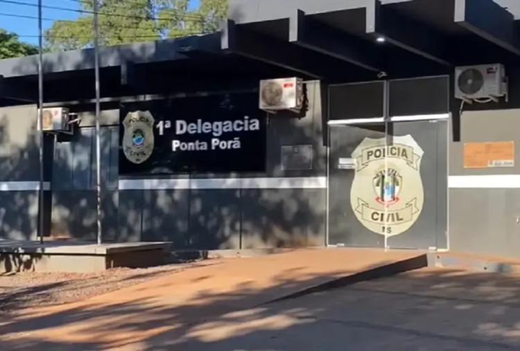 Homem foge de delegacia enquanto aguardava audiência por tráfico de drogas em Ponta Porã