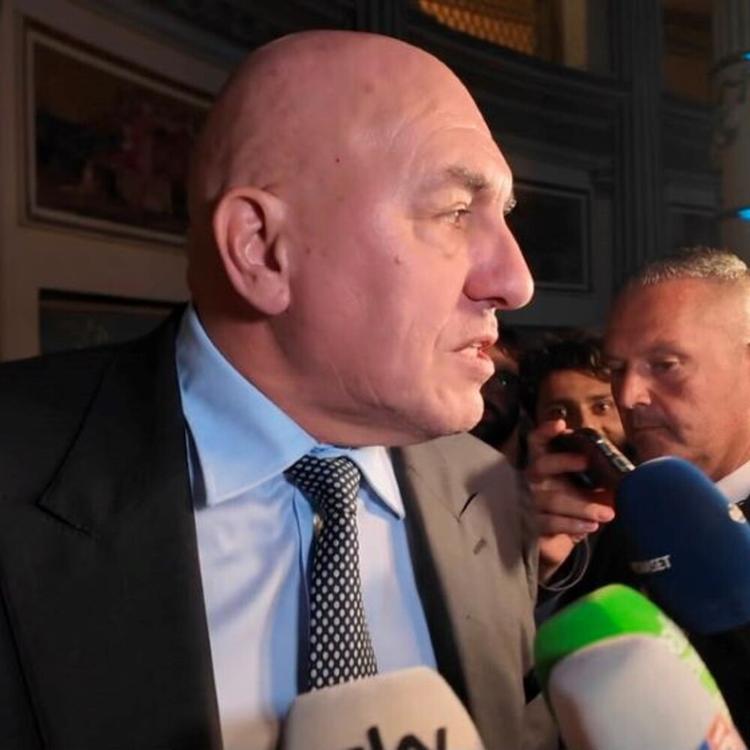 Italia - Usa, Crosetto: "A Villa Taverna gli hamburger sono buonissimi..."