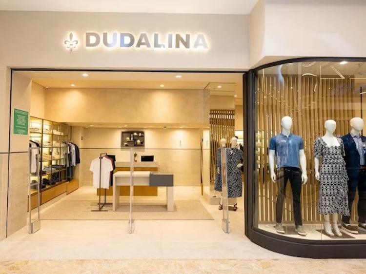Dudalina é condenada a pagar R$ 36 mil a funcionária que tinha que sair só pela porta dos fundos
