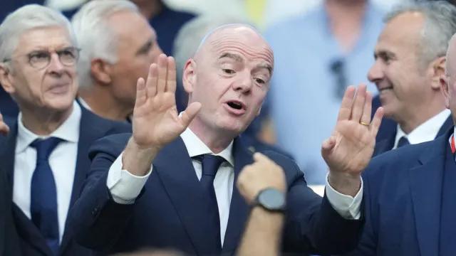 Motim na FIFA contra Infantino: "É a vergonha total"