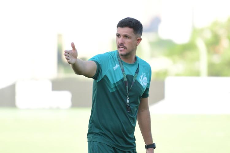 Com mudanças na escalação, Juventude realiza último treino antes de encarar o Atlético-GO