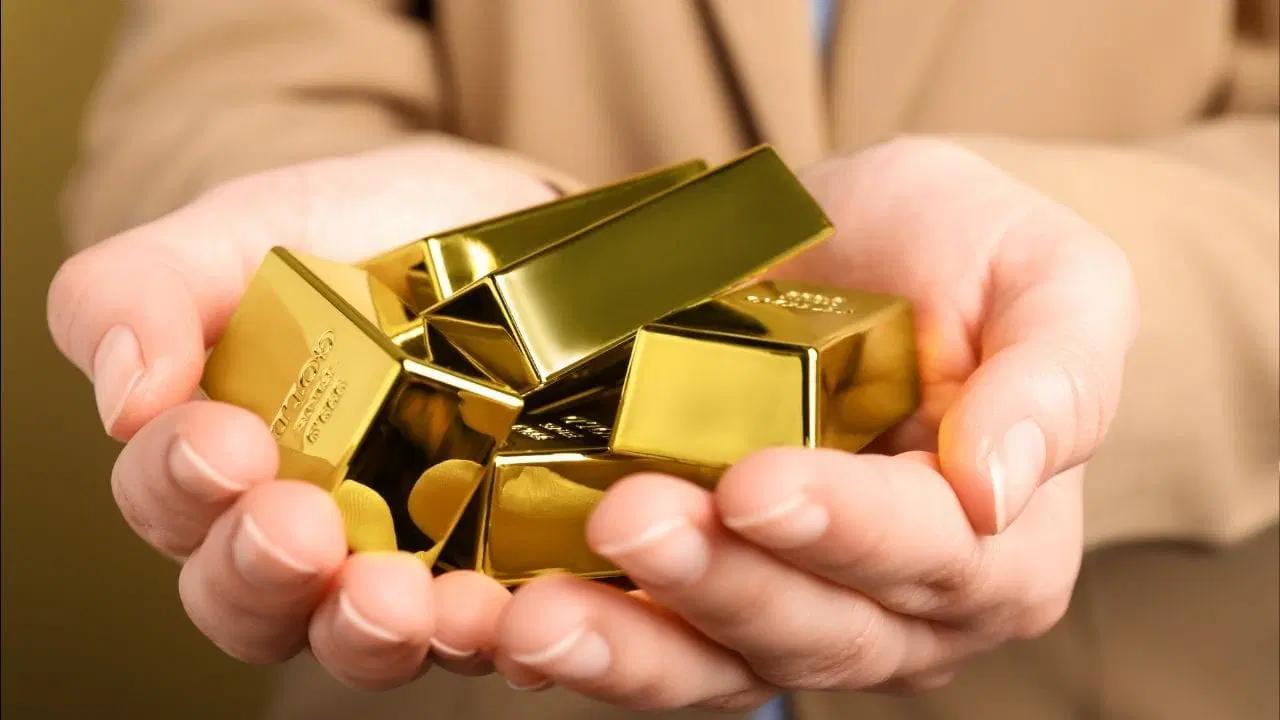Kenaikan Emas Terhambat, Investor Tunggu Kejelasan Fed & Geopolitik!