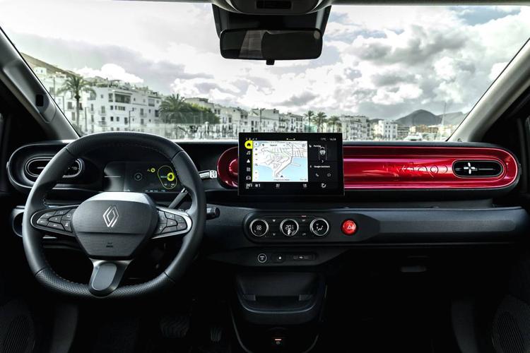Renault Twingo E-Tech, la rivoluzione multimediale che riscrive il segmento A