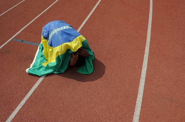 Brasileiros do atletismo vão passar por antidoping mais rígido rumo a Paris