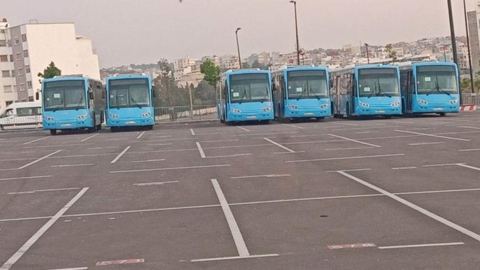 أزمة خانقة للنقل الحضري بمكناس والجماعة تستنجد بحافلات مستعملة بطنجة