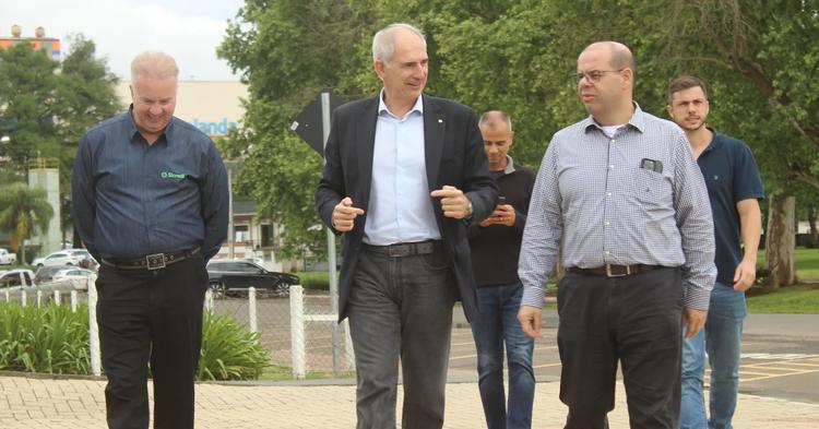 Sicredi apresenta experiência de atendimento ao produtor rural ao Banco Central