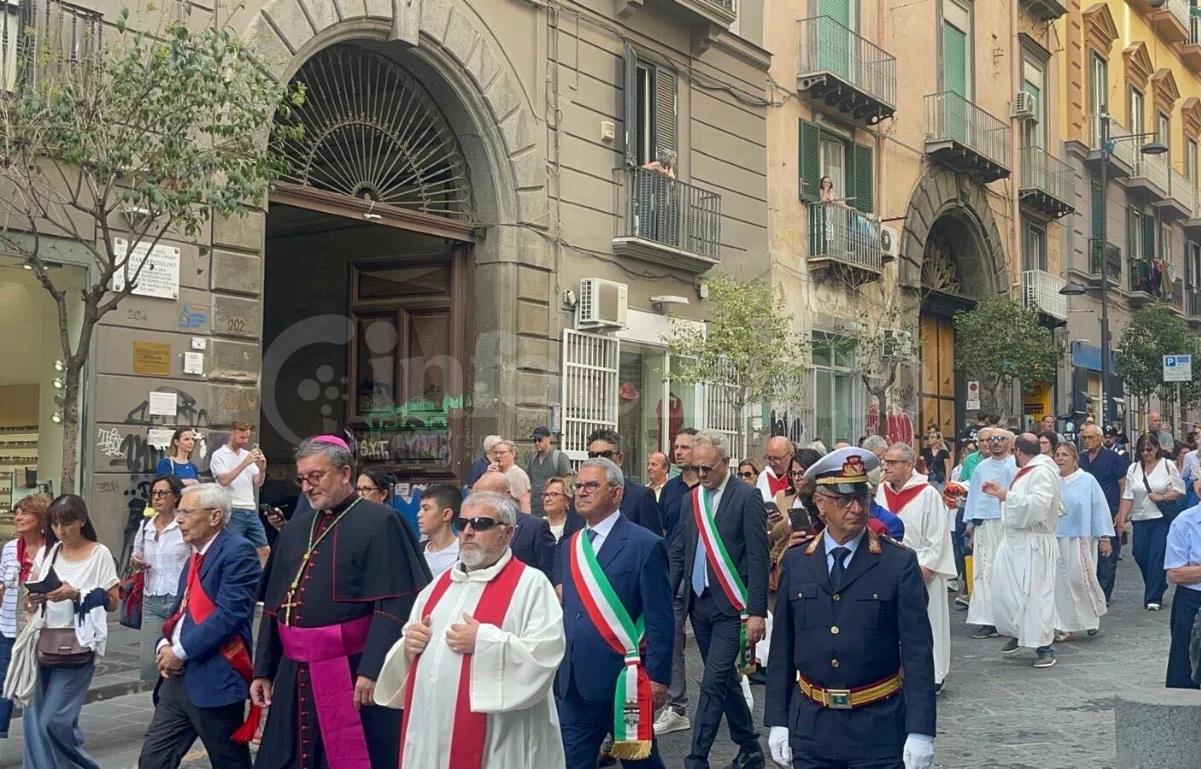 Olio per San Gennaro: la Diocesi di Vallo della Lucania a Napoli