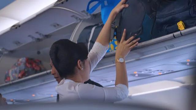 Primeira semana com regras sobre indisciplina em voos tem três passageiros retirados de aviões