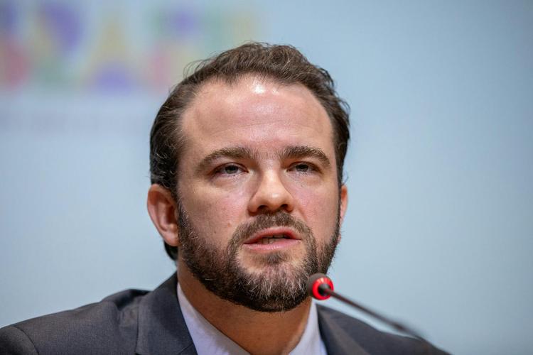 Ministro da Fazenda confirma nova modalidade do Desenrola para quem paga as contas em dia