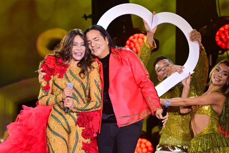 Silvânia & Berg levam o forró ao CTN com show completo e participação em gravação de DVD de Raphaela