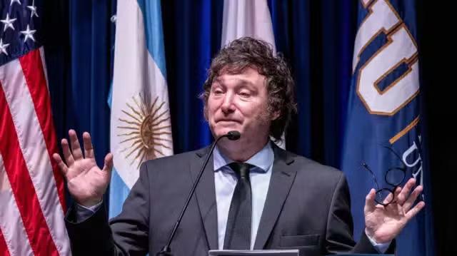 Milei diz que não irá à final da Copa do Mundo por superstição