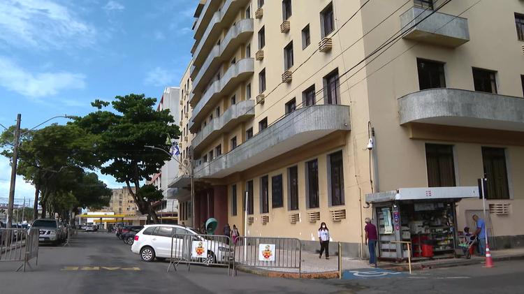 Homem que matou mulher ao atear fogo no corpo dela com acetona é condenado a 33 anos e 9 meses de prisão