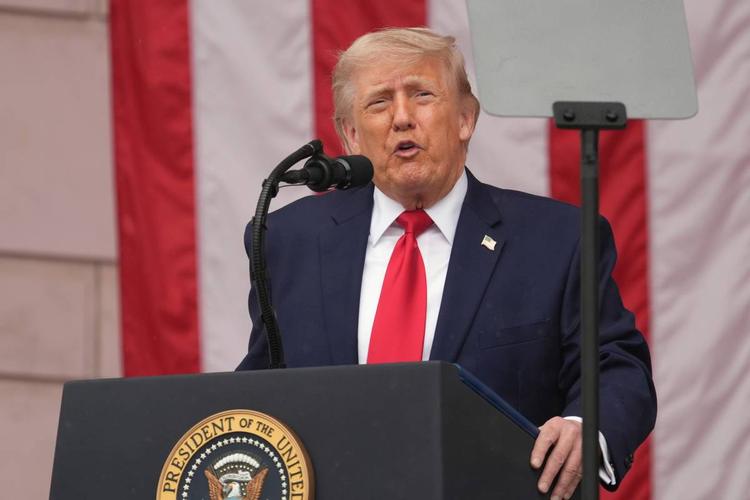 "Usa pronti a tagli militari radicali": così Trump vuole colpire la Nato