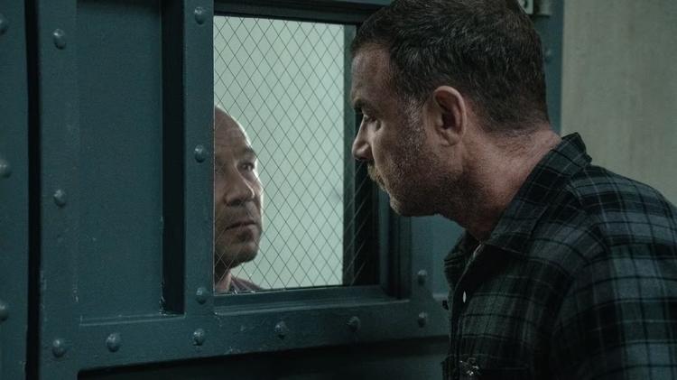 Em 'Noturno', serial killer ardiloso 'às vezes' reflete realidade: 'todos estamos sendo manipulados'