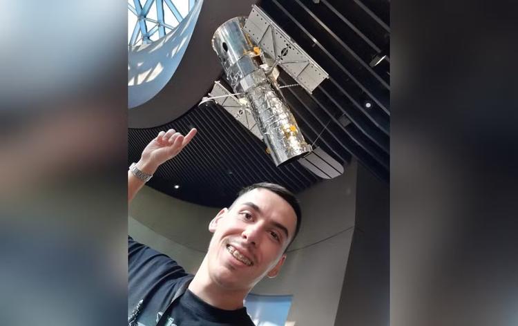 Professor transforma paixão pela astronomia em clube virtual no interior de SP: 'O laboratório é o céu'