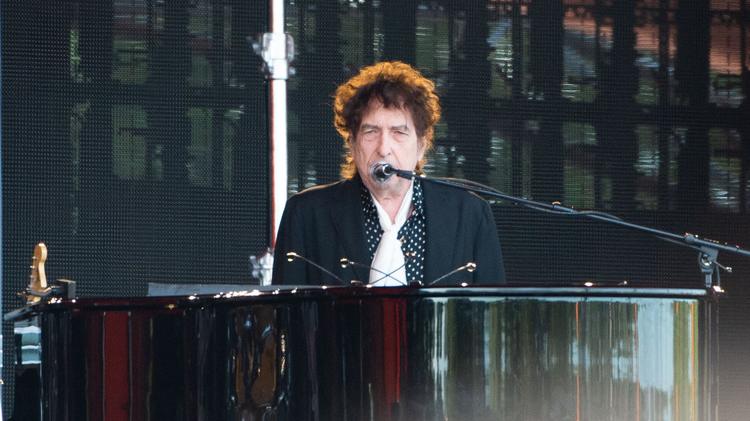 A música do Foo Fighters que Bob Dylan declarou adorar