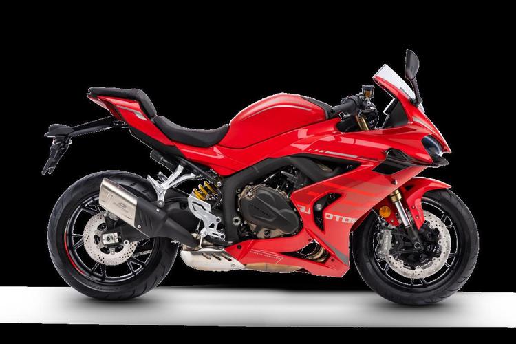 QJ MOTOR IRRUMPE EN EL SEGMENTO DE LAS DEPORTIVAS DE ALTA CILINDRADA CON LAS NUEVAS SRK 800, SRK 800RR Y SRK 921