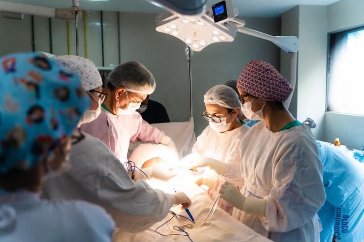 Mulher dá à luz quadrigêmeos em maternidade de João Pessoa