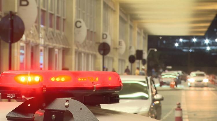 Discussão em guichê termina com vidro quebrado e atendente ferido na Rodoviária de BH