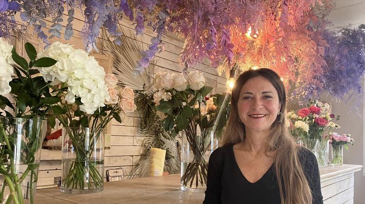 VILLENEUVE-LEZ-AVIGNON "Maryline B.", une nouvelle fleuriste ouvre en centre-ville