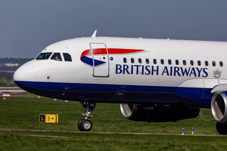 Paura sul volo Londra-Catania: carburante al minimo, aereo costretto all'atterraggio d'emergenza