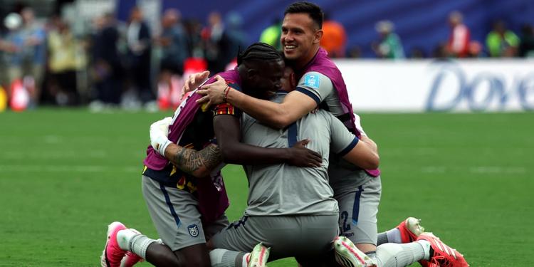 Mondiali: Ecuador da impazzire, rimonta la Germania e passa come terza