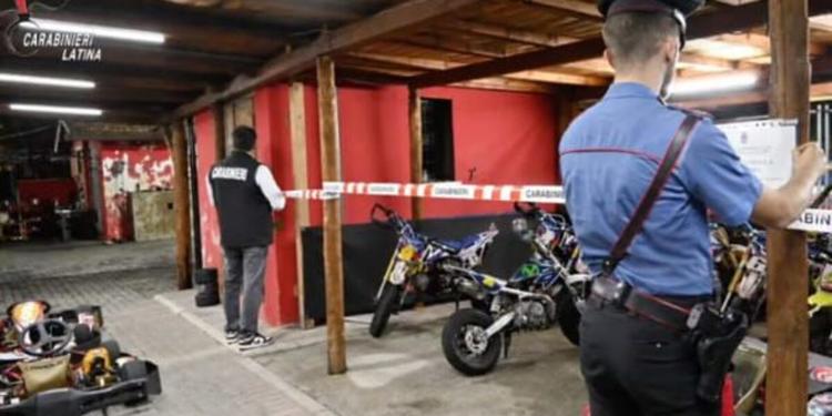 L'ombra della 'ndrangheta sulle piste di kart nel Lazio e a Ferrara: tre arresti