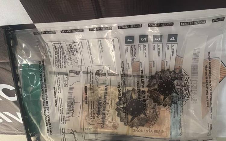 Menina de 12 anos é ameaçada e extorquida por adolescentes após ter fotos íntimas geradas por IA na Bahia
